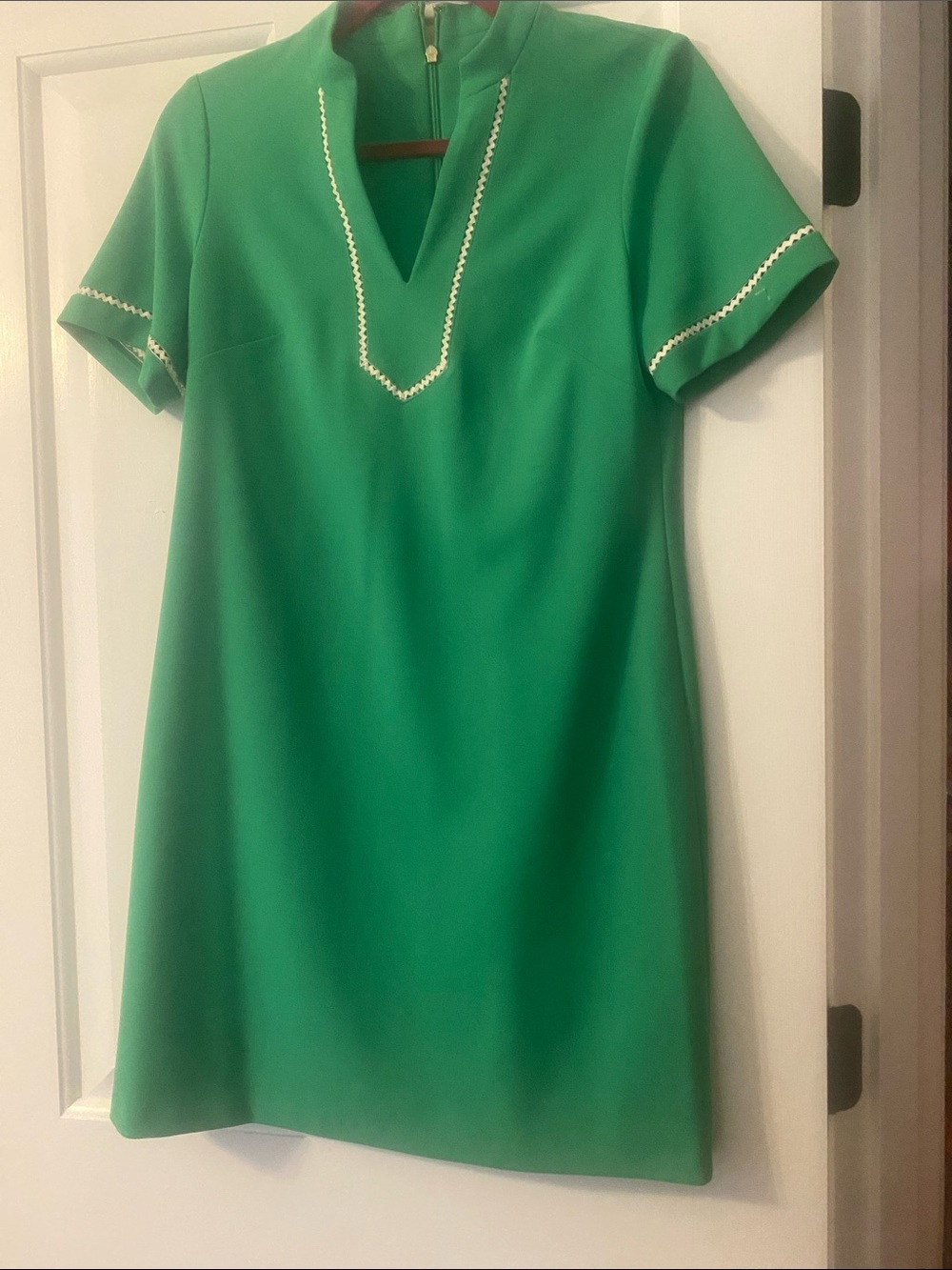 Tommy Hilfiger Emerald Green Short Sleeve Shift Dress with White Trim